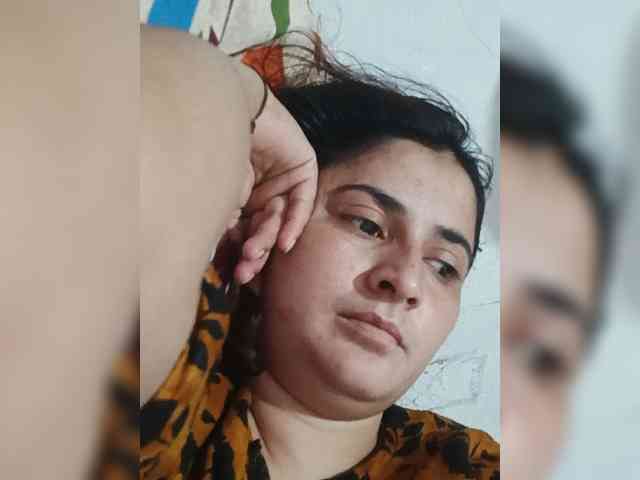 Khadija3 webcam