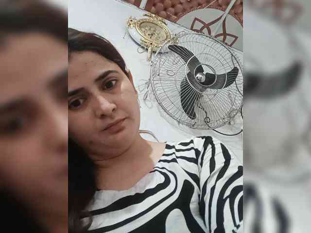 Khadija3 webcam