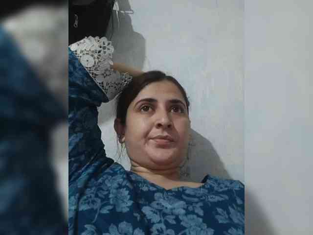 Khadija3 webcam