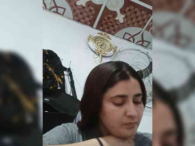Khadija3 webcam