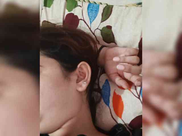 Khadija3 webcam