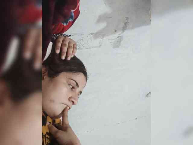 Khadija3 webcam