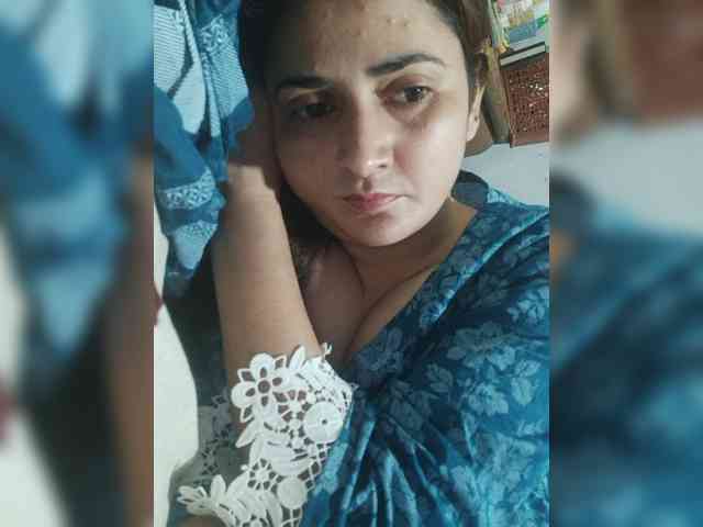 Model: Khadija3