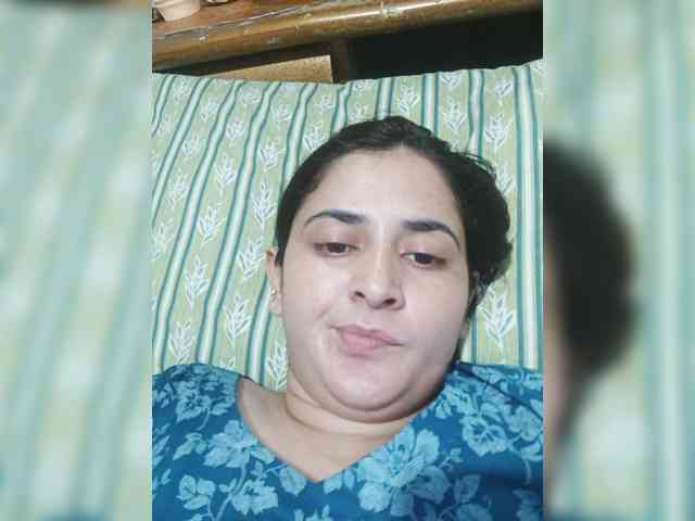 Khadija3 webcam