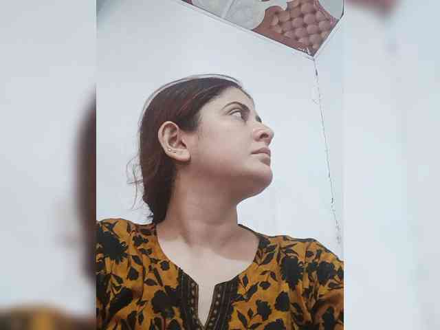 Model: Khadija3