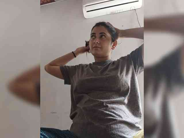 Khadija3 webcam