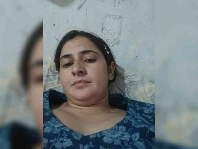 Khadija3 webcam