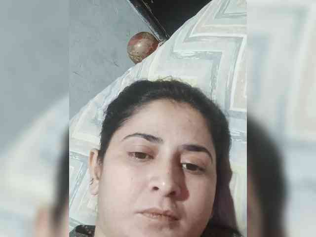 Khadija3 webcam