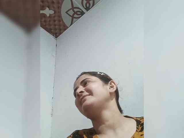 Model: Khadija3