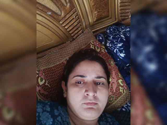 Khadija3 webcam