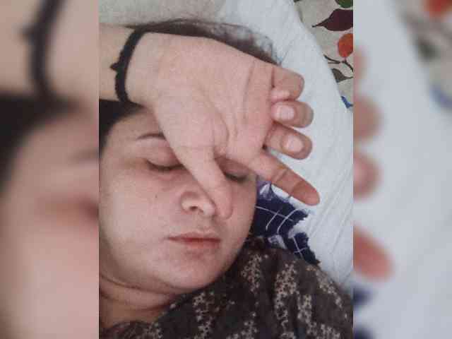 Khadija3 webcam