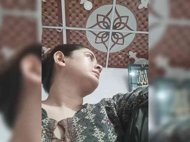 Model: Khadija3