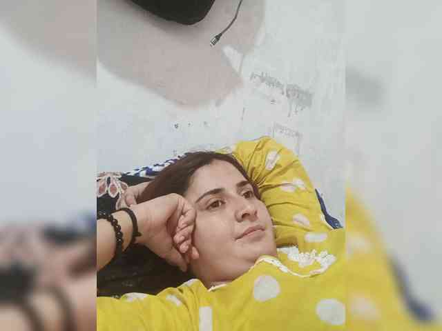 Model: Khadija3