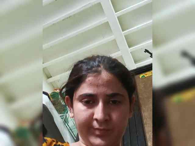 Khadija3 webcam