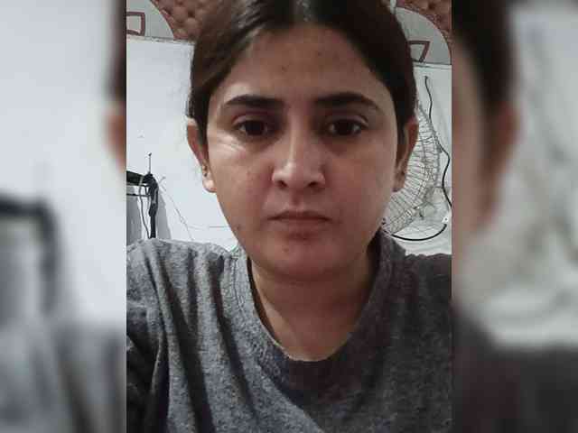 Khadija3 webcam