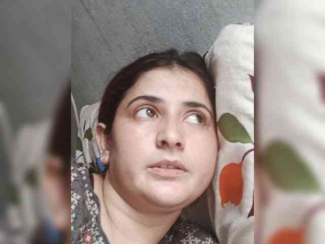 Khadija3 webcam