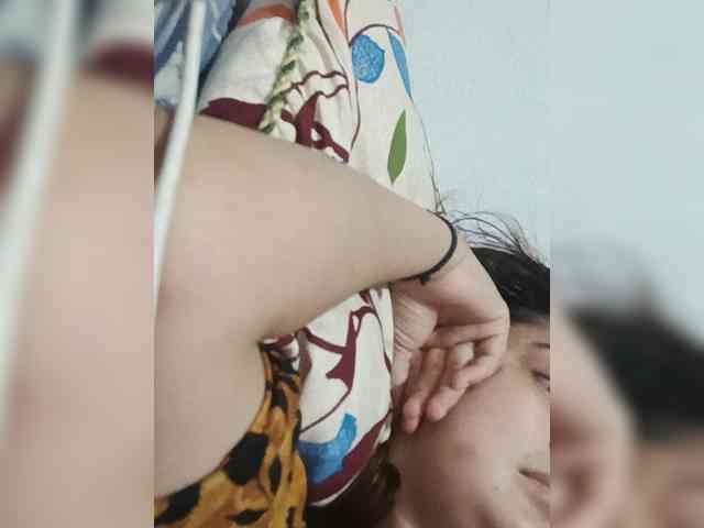 Khadija3 webcam