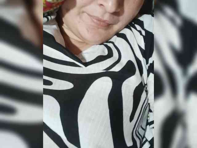 Khadija3 webcam