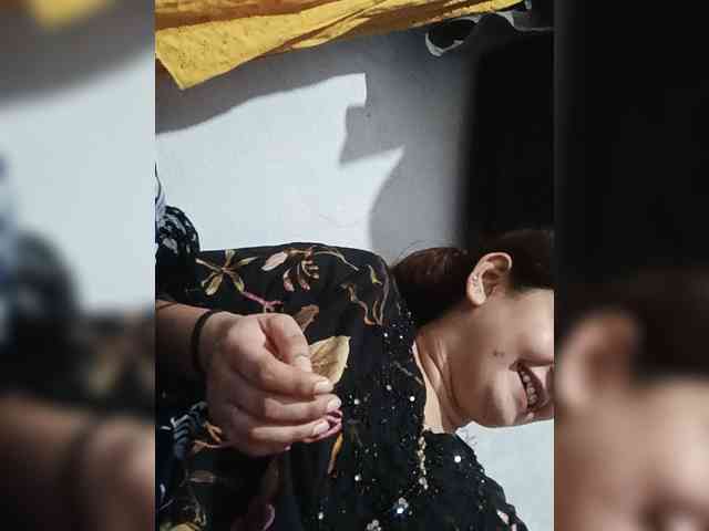 Khadija3 webcam