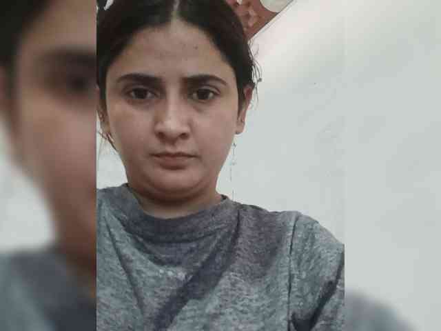 Khadija3 webcam