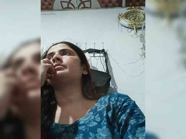 Khadija3 webcam