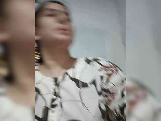 Khadija3 webcam