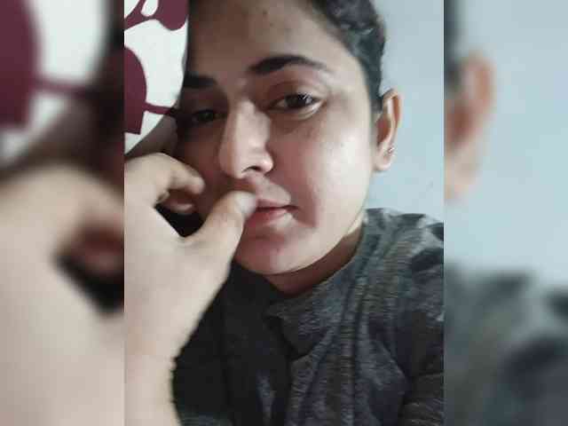 Khadija3 webcam