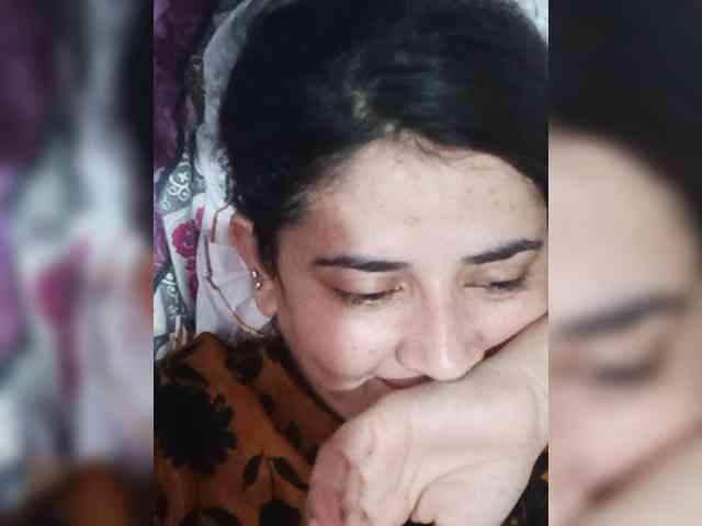 Khadija3 webcam