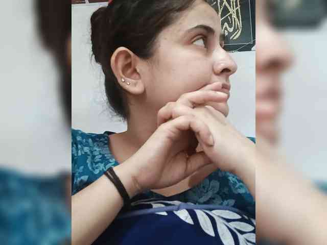 Khadija3 webcam
