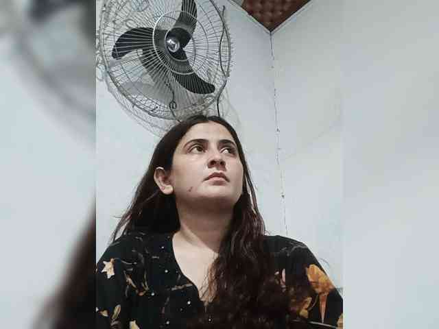 Khadija3 webcam