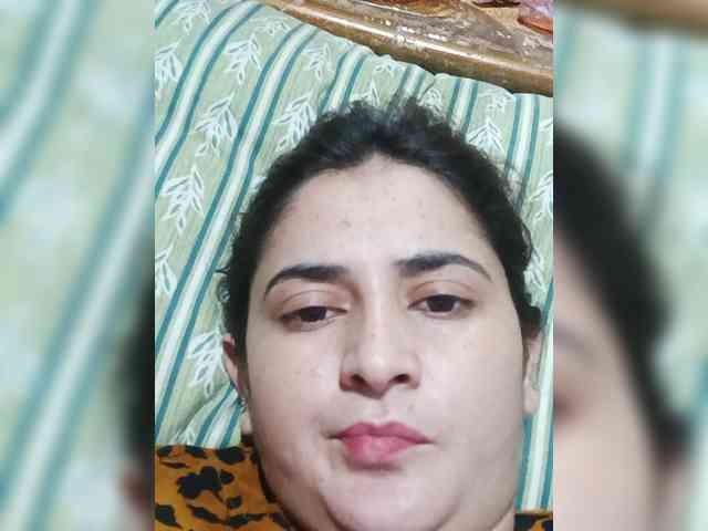 Khadija3 webcam