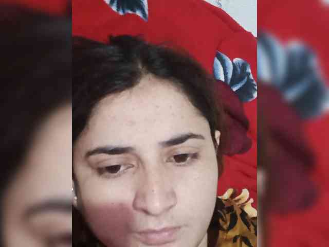 Khadija3 webcam