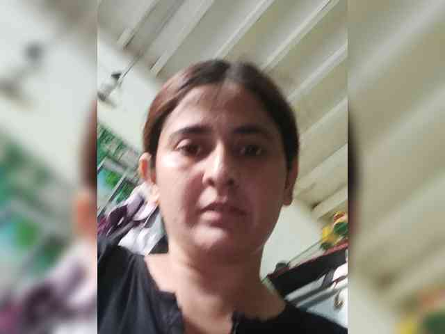 Khadija3 webcam