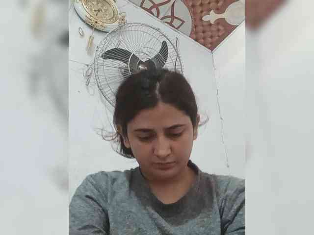 Khadija3 webcam