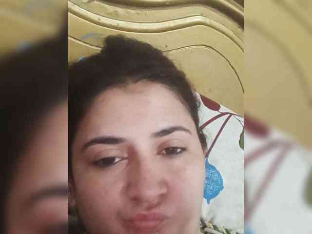 Khadija3 webcam