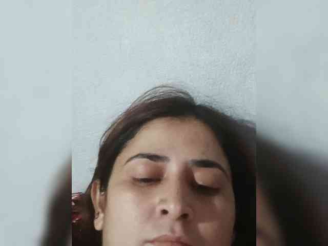 Khadija3 webcam