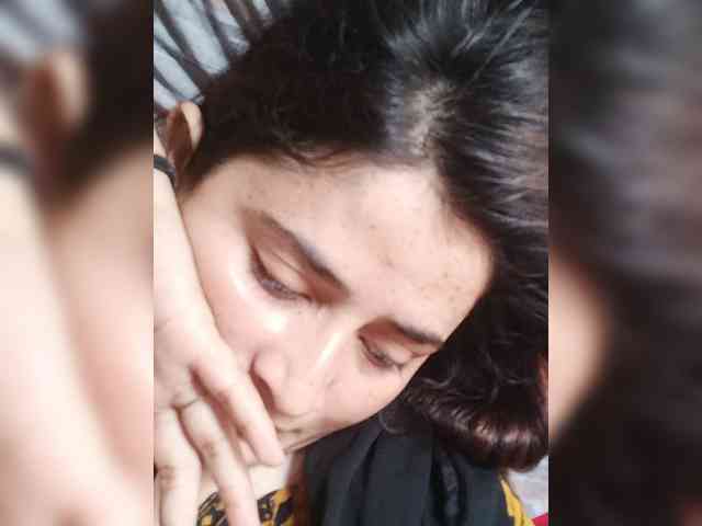 Khadija3 webcam