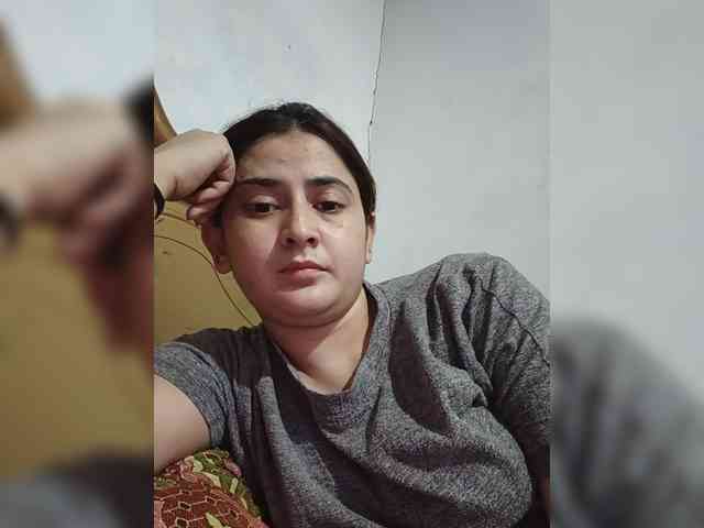 Khadija3 webcam