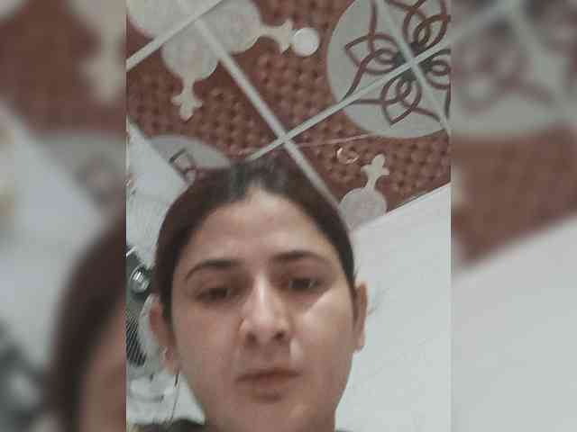Khadija3 webcam