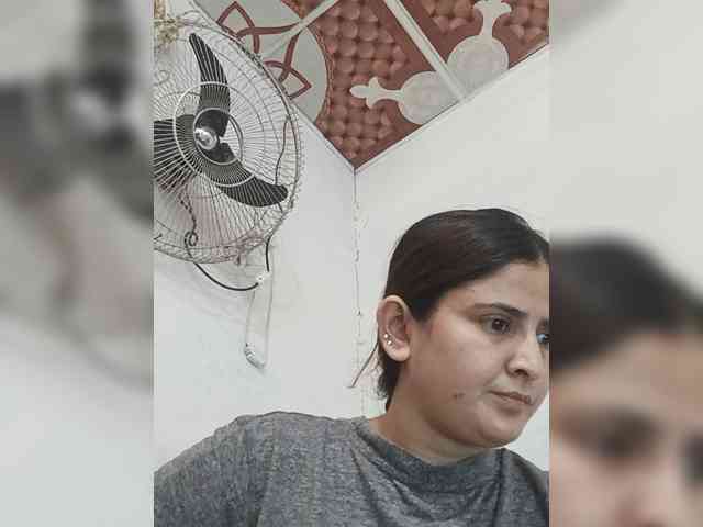 Khadija3 webcam