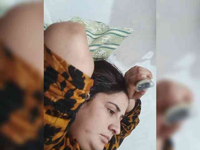 Khadija3 webcam