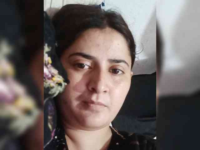 Khadija3 webcam