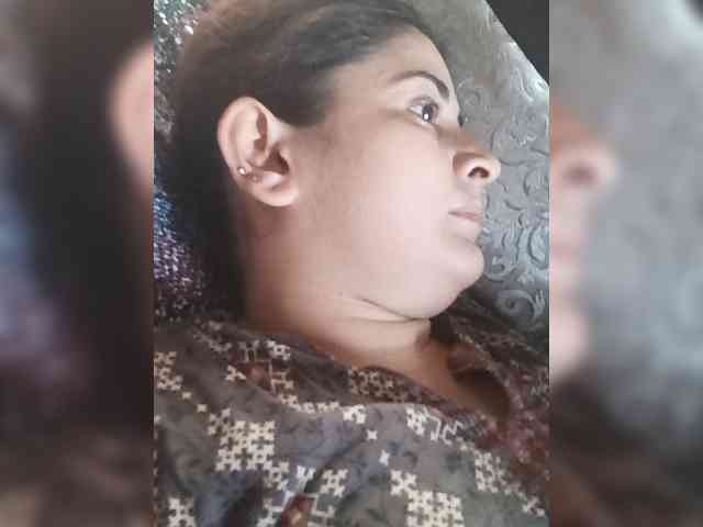 Khadija3 webcam