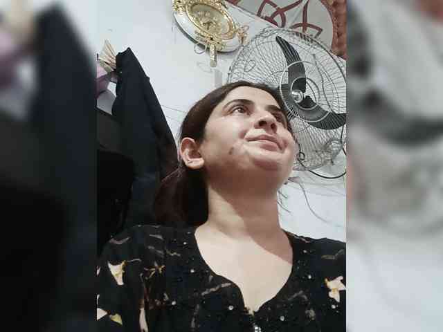 Khadija3 webcam