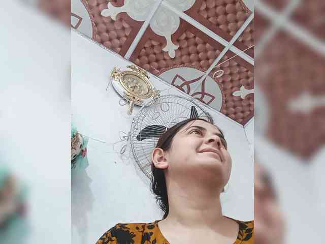 Khadija3 webcam