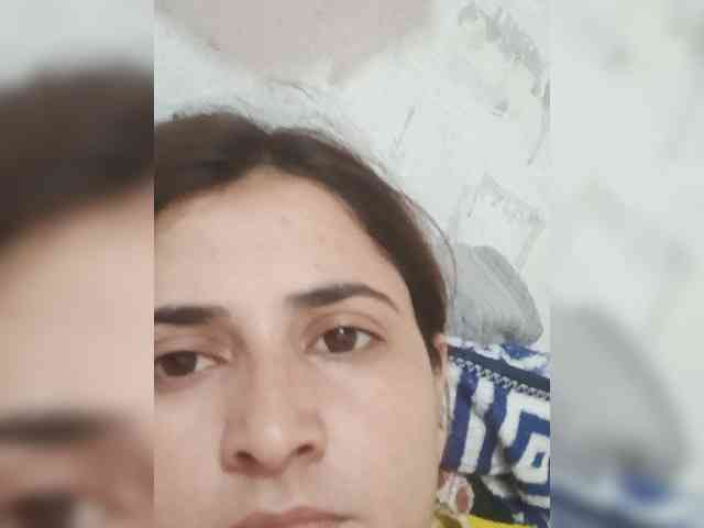 Model: Khadija3