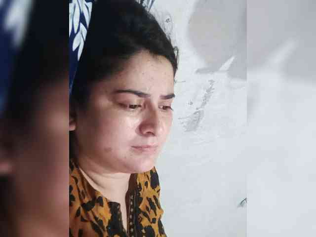 Khadija3 webcam