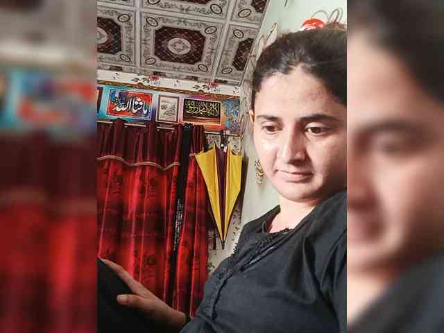 Khadija3 webcam