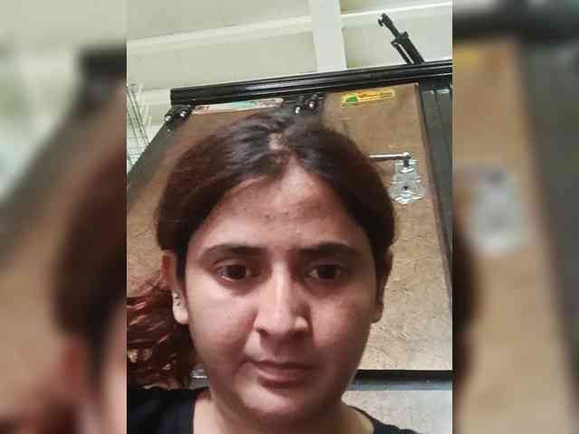 Khadija3 webcam