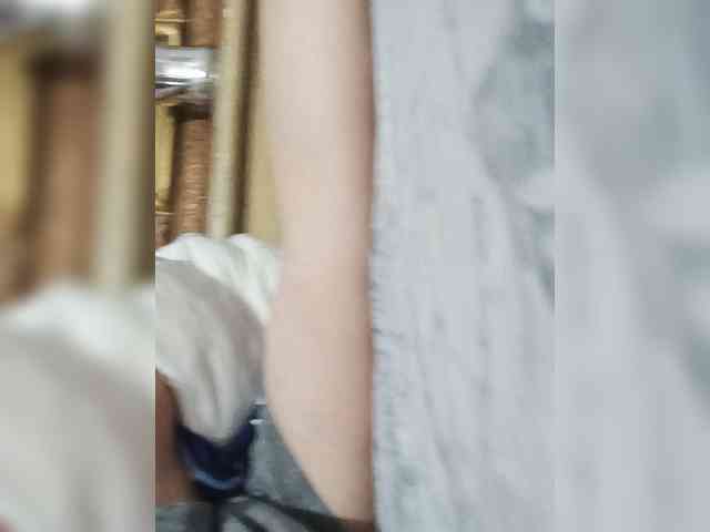 Khadija3 webcam